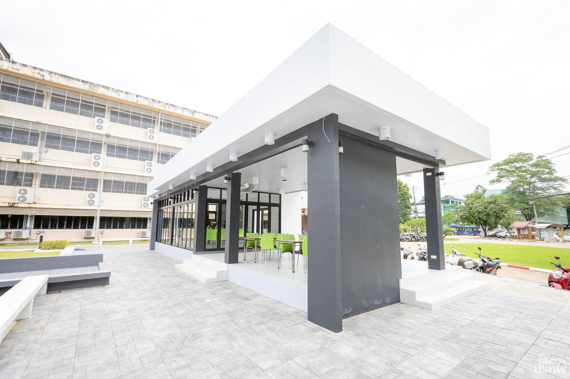 18. Co-Working Space